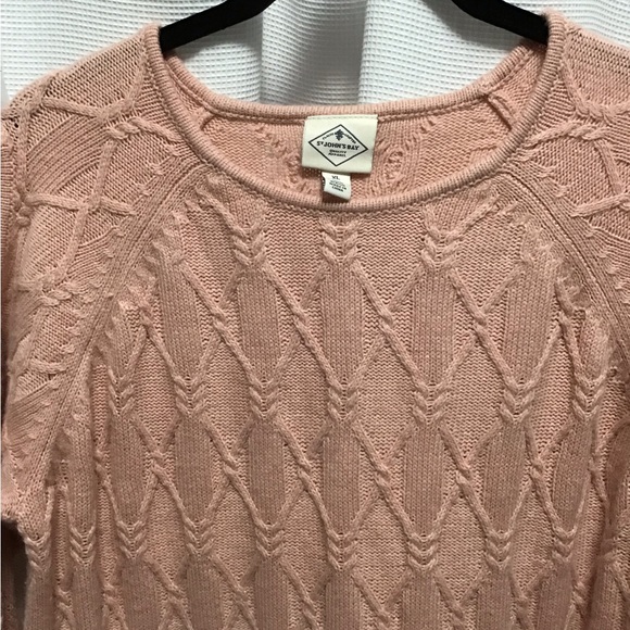 Supersoft, cold shoulder sweater - Picture 4 of 7